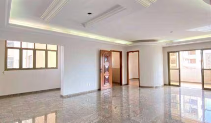 Apartamento à venda no Edifício Anita Mattos com 3 suítes e 2 vagas de garagem / Próximo ao Centro