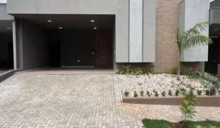 Casa à venda no Condomínio Ideal Life com 3 dormitórios, 2 vagas de garagem.