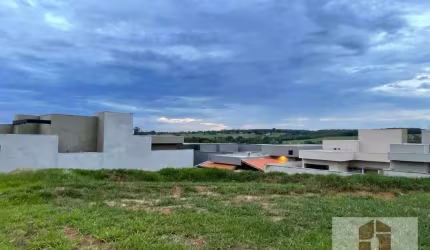 Terreno à venda no Maria Júlia com 253m² / Próximo ao Compre Mix