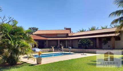 Rancho à venda na Enseada Azul II com 2 suítes e 2 vagas de garagem / Fronteira-MG