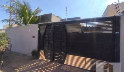 Casa com 2 dormitórios para alugar, 60 m² por R$ 1.500/mês. Parque Maria Serantes- São José do Rio Preto- SP.