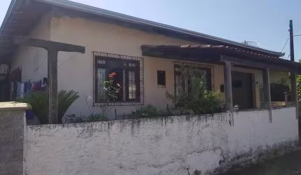 Casa à venda, 4 quartos, 2 vagas, Santa Terezinha - Brusque/SC