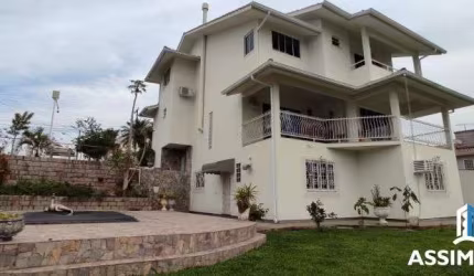Casa á venda 5 quartos com 3 suítes - Pedra Branca - Palhoça, SC