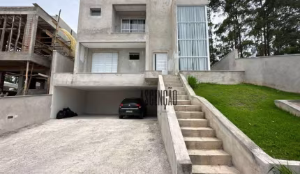 Casa com 3 dormitórios à venda, 250 m² por R$ 1.800.000 - Residencial Real Park - Arujá/SP