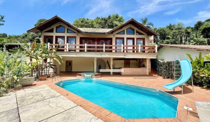 Casa com 4 dormitórios à venda, 500 m² por R$ 1.895.000,00 - Arujazinho III - Arujá/SP