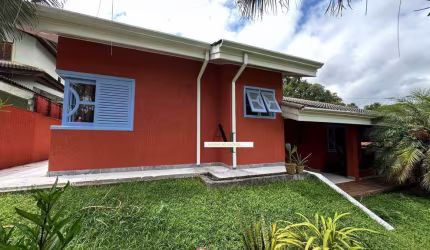 Casa com 3 dormitórios à venda, 231 m² por R$ 1.999.900,00 - Arujazinho I. II E III - Arujá/SP