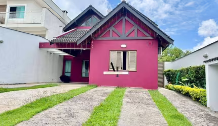 Casa com 3 dormitórios à venda, 250 m² por R$ 1.500.000,00 - Aruã - Mogi das Cruzes/SP