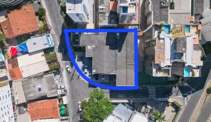 VENDA - TERRENO COM 2.214m² NA PITUBA.