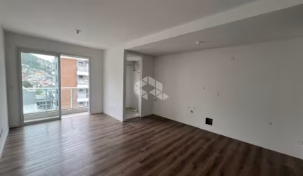 APARTAMENTO MODERNO 2 QUARTOS SENDO 1 SUÍTE 1 VAGA DE GARAGEM NO CENTRO DE FLORIANÓPOLIS/SC