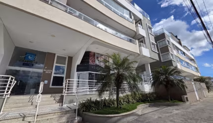 SALA COMERCIAL NO CAMPECHE COM 37M² MEZANINO BANHEIRO PRIVATIVO E 1 VAGA A 300M DA PRAIA