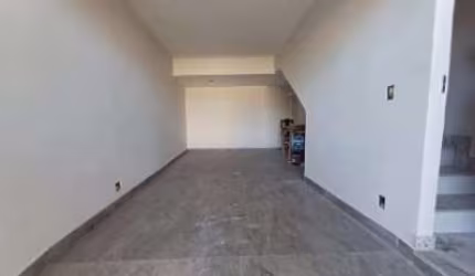 Casa com 2 quartos à venda no Céu Azul, Belo Horizonte , 95 m2 por R$ 470.000