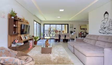Casa com 3 quartos à venda na Ângelo Maschio, 271, Uberaba, Curitiba por R$ 1.250.000