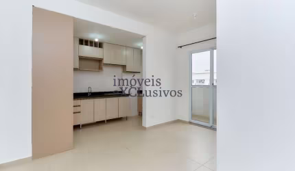 Apartamento com 2 quartos para alugar na Rua Irineu Jarecki Machado, 145, Cidade Jardim, São José dos Pinhais por R$ 2.200