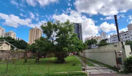 Terreno à venda, 960.00 m2 por R$2400000.00  - Cristo Rei - Curitiba/PR