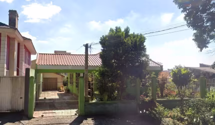 Casa Residencial com 1 quarto  para alugar, 50.00 m2 por R$950.00  -  - Curitiba/PR