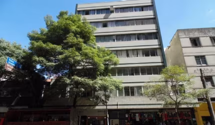 Apartamento com 2 quartos  para alugar, 47.00 m2 por R$1290.00  - Centro - Curitiba/PR