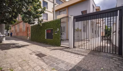 Apartamento com 3 quartos  para alugar, 104.50 m2 por R$2800.00  - Agua Verde - Curitiba/PR