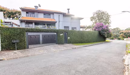 Casa Residencial com 4 quartos  para alugar, 432.80 m2 por R$8500.00  - Ahu - Curitiba/PR