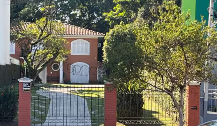 Casa Comercial com 12 quartos  à venda, 305.00 m2 por R$3950000.00  - Alto Da Rua Xv - Curitiba/PR
