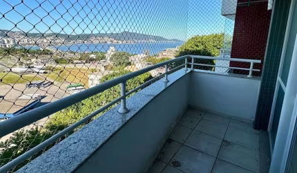 Apartamento com 2 quartos no bairro Estreito em Florianópolis - SC