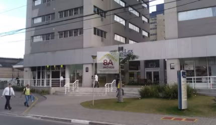 Ótima loja comercial à venda, no melhor da Barra Funda !