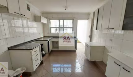 Sobrado para Locação, 3 dormitórios com suíte 4 vagas no Bairro Vila Mascote!