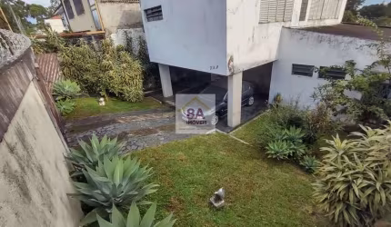 Casa no Jardim Aeroporto!  420 metros de terreno!!  Ampla com boa estrutura , perfeita para reforma!