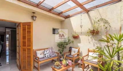 LINDO SOBRADO COM 2 QUARTOS VILA RÉ
