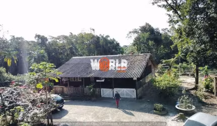 Chácara na Colônia Pereira