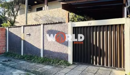 Sobrado contendo suíte com closet e hidromassagem