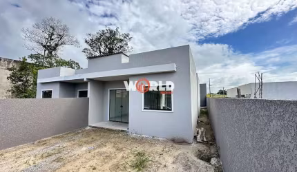 casa com 3 quartos  sendo 1 suíte em canoas