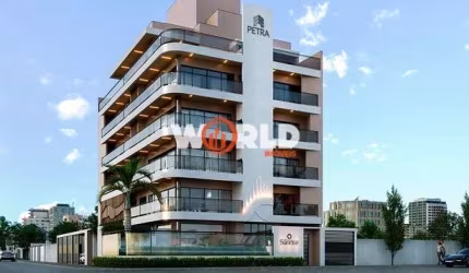 Apartamento com 3 quartos beira mar