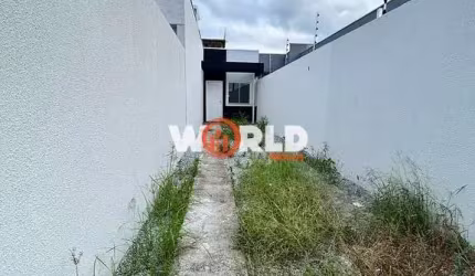 casa com 3 quartos sendo 1 suite