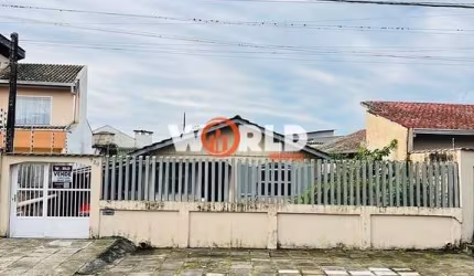 Duas casas no terreno Bairro Correia Velho