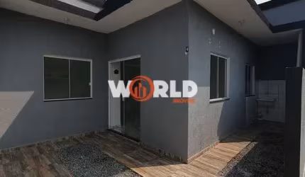 Linda casa em condomínio na Vila Garcia