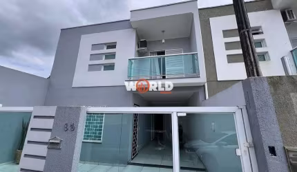 SOBRADO ALTO PADRÃO EM REGIÃO CENTRAL