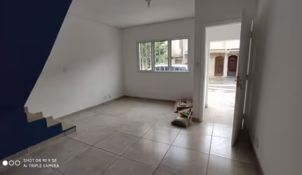 Sobrado para Locação em Santo André, Centro, 2 dormitórios, 2 banheiros, 1 vaga