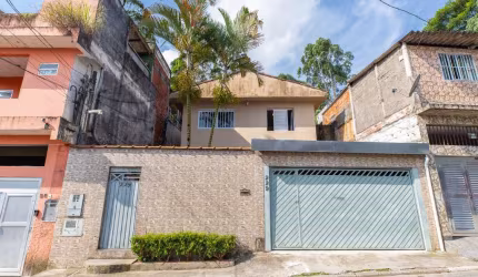 Casa tipo para venda com 3 quartos, 170m²
