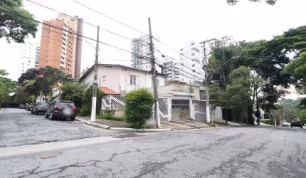 Casa tipo para venda com 4 quartos, sendo 1 suíte, 200m²