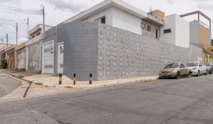 Sobrado para venda com 3 quartos, sendo 3 suítes, 124m²