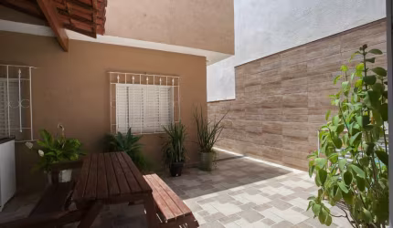 Casa tipo para venda com 3 quartos, sendo 1 suíte, 191m²