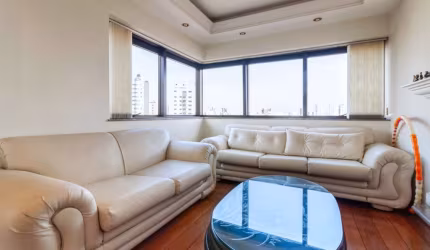 Apartamento tipo para venda com 4 quartos, sendo 4 suítes, 250m²