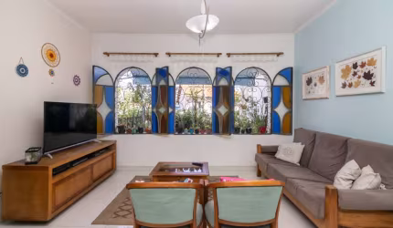 Sobrado para venda com 3 quartos, sendo 1 suíte, 153m²