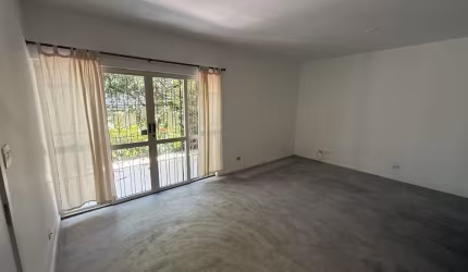 Sobrado para venda com 4 quartos, 185m²