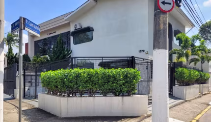 Casa comercial para venda, 181m²