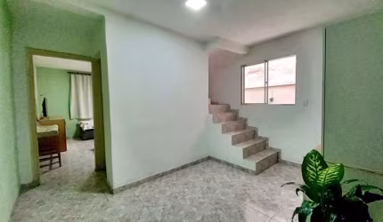 Casa tipo para venda com 5 quartos, 150m²