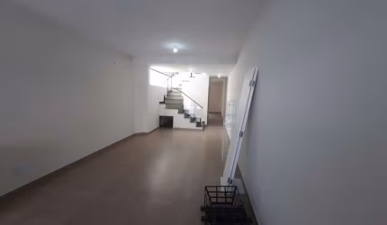 Sobrado para venda com 4 quartos, sendo 4 suítes, 235m²