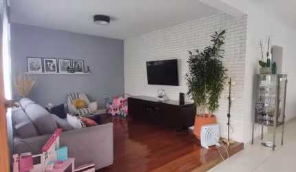 Casa tipo para venda com 3 quartos, sendo 3 suítes, 190m²