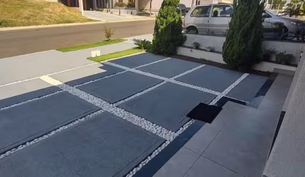Casa no condomínio Jardim Mantova para venda com 3 quartos, sendo 3 suítes, 145m²