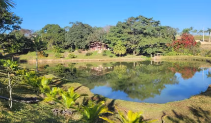 Lote em condomínio para venda, 250m²